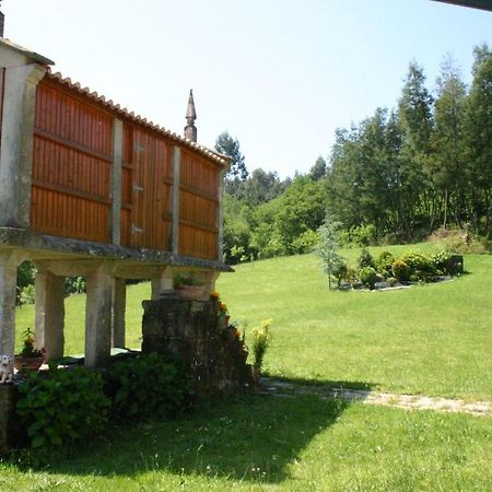 منزل الضيف لا إسترادا  في Casa Rural A Mimoseira المظهر الخارجي الصورة